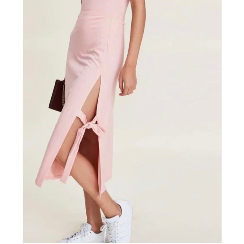 LPS Blush with‎ Side tie Skirt
